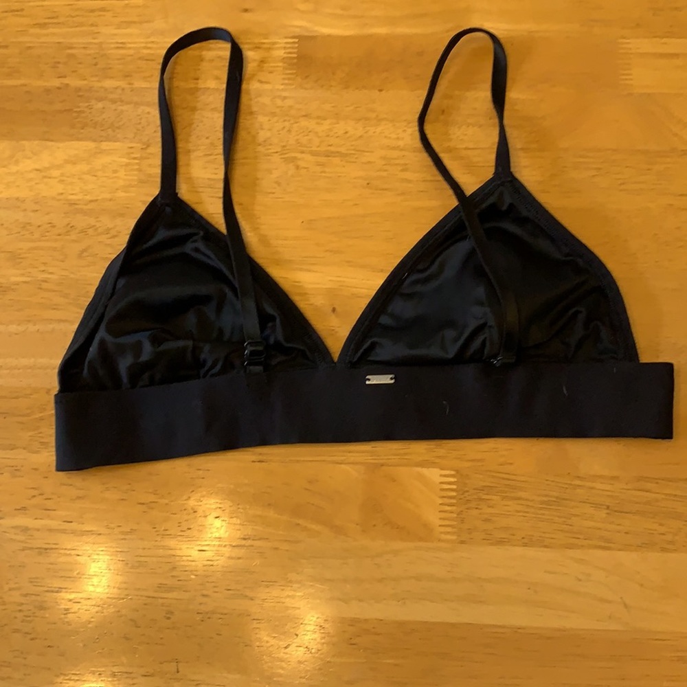 “Pink” Black Roses Triangle Bra 🌹 - Picture 2 of 4